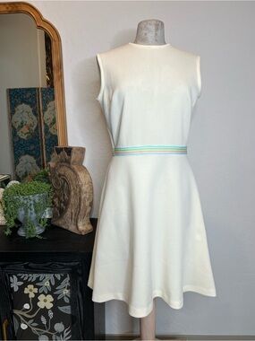Vintage dress Bleeker Street a Division of Jonathan Logan inc.